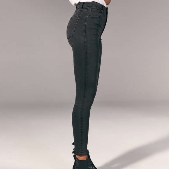 Abercrombie + Fitch Super High Rise Skinny Jeans - Picture 3 of 6